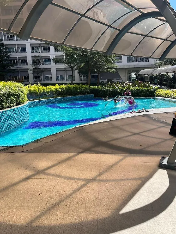 Taguig 1 Bedroom With Balcony Netflix Near Bgc Mc Kinley